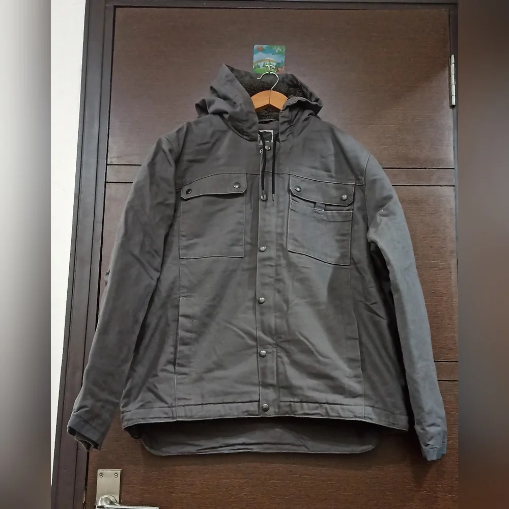 Carhartt - Picture 3 of 10